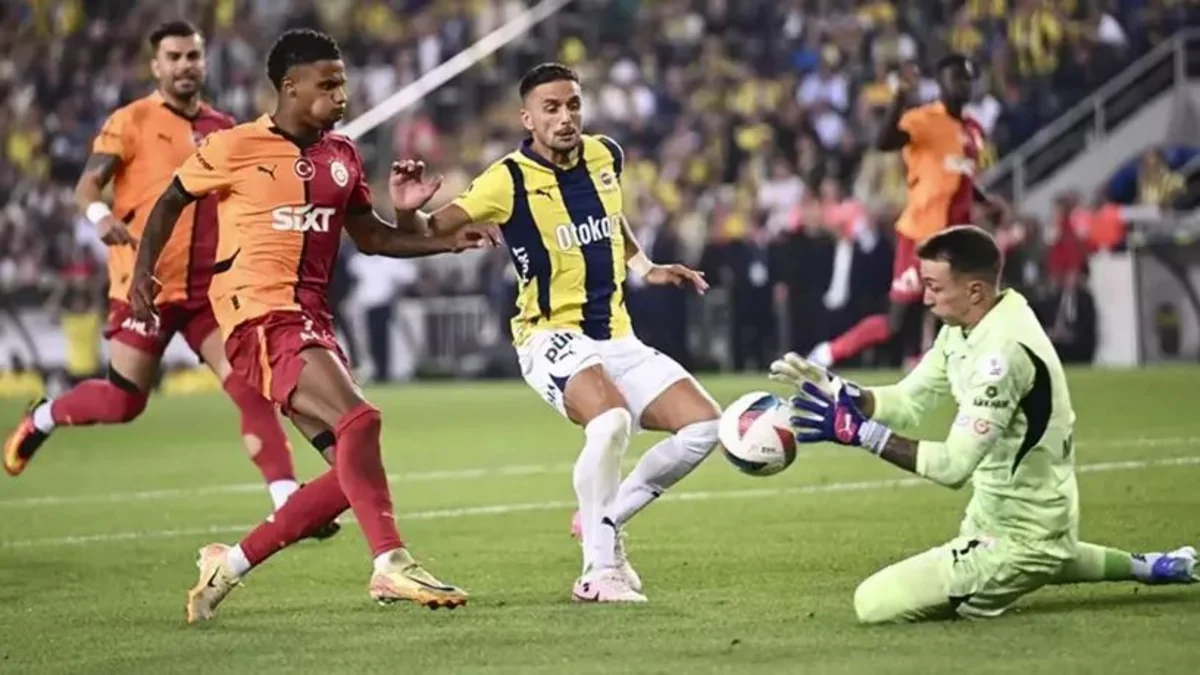 Qalatasaray - Fənərbağça oyununun baş hakimi əcnəbi olacaq
