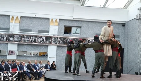 Heydər Əliyev Fondunun vitse-prezidenti “Nəsimi” antreprizasının təqdimatında iştirak edib