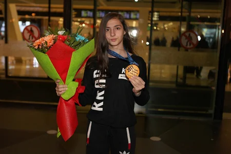 İspaniyada 7 medal qazanan Azərbaycan cüdoçuları Bakıya qayıdıb