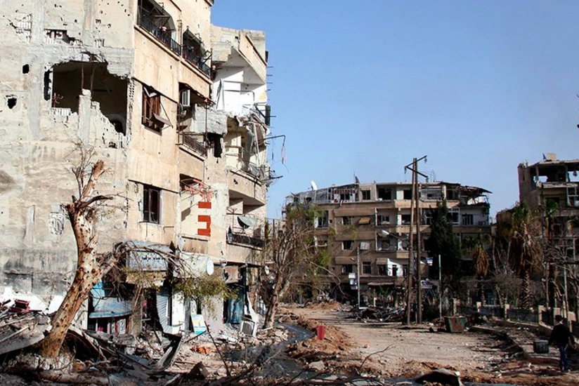 Israel launches airstrikes around Damascus again