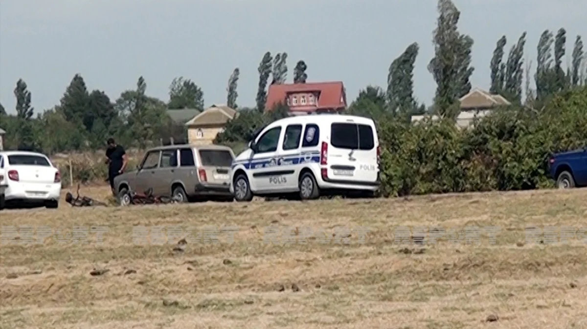 Lənkəranda ata 9 yaşlı oğlunun boğazını kəsib, sonra intihar edib