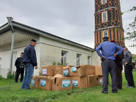 Türkiyənin dəstəyi ilə Gürcüstanda 1500-ə yaxın ailəyə Ramazan sovqatı paylanılıb