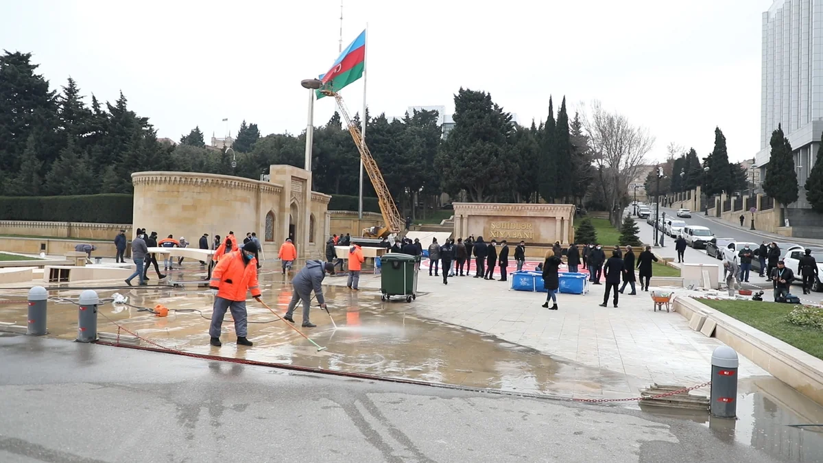 Şəhidlər xiyabanında hazırlıq işlərinə start verilib