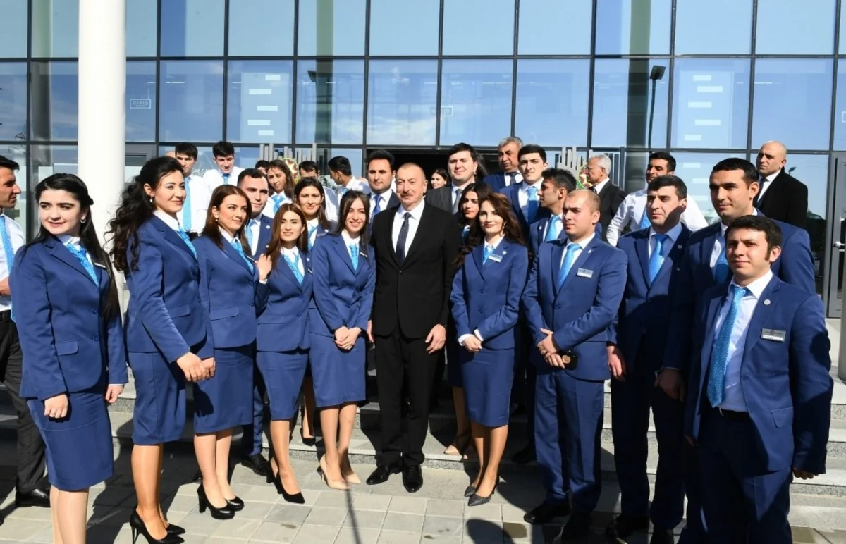 Partiya sədri könüllülərinin fəaliyyətindən danışdı