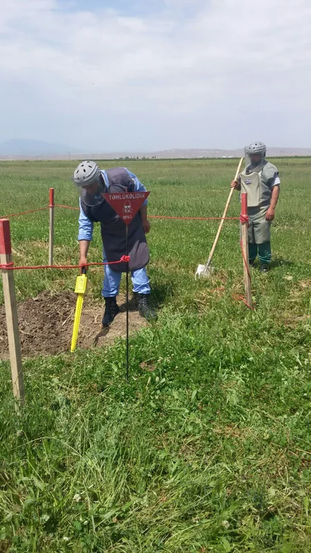 ANAMA 9 partlayış yerinə baxış keçirib