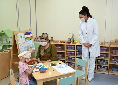 Azərbaycanın və Özbəkistanın birinci xanımları Daşkənddəki “Mexrli” məktəbi ilə tanış olublar - YENİLƏNİB