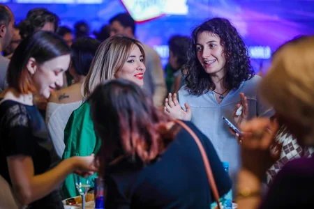 “CinemaPlus”da Selin Diona həsr olunan filmin nümayişi ilə bağlı tədbir keçirilib