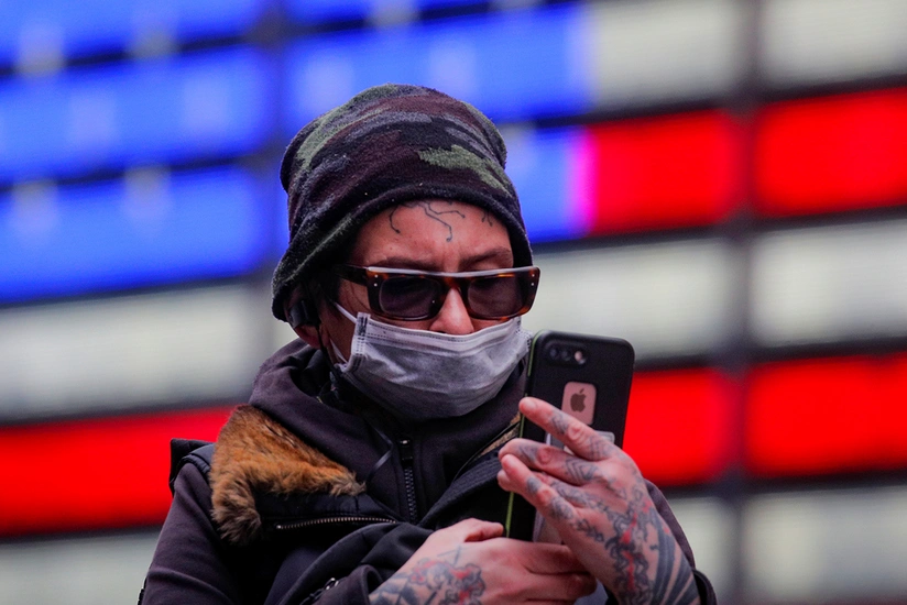 Trump bars US transactions with eight Chinese apps