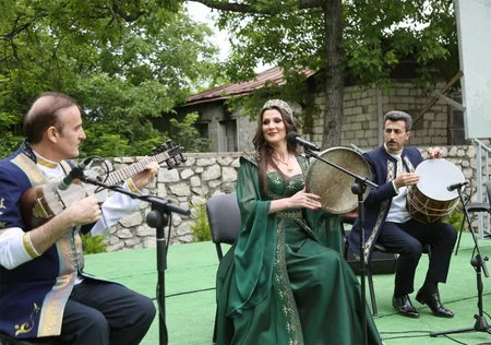 Şuşada “Muğam aləmi” 6-сı Beynəlxalq Musiqi Festivalının konsert proqramı olub