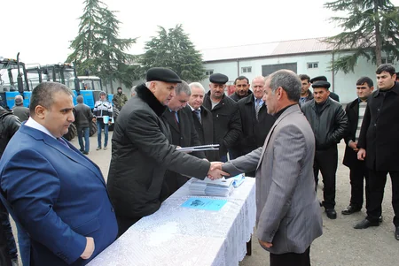 Bu il fermerlərə 600 ədəd traktor veriləcək