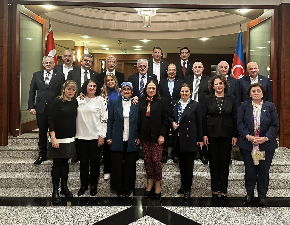 Milli Məclis üzvləri Türkiyə səfirliyində TBMM-in deputatları ilə görüşüblər