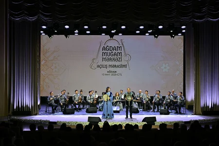 İlham Əliyev və Mehriban Əliyeva Ağdam Muğam Mərkəzinin açılışında iştirak ediblər - YENİLƏNİB-3