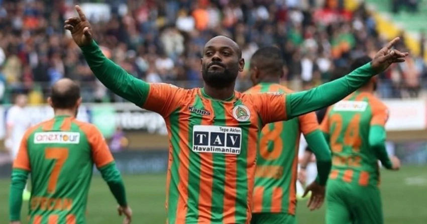 Beşiktaş klubu Türkiyə Super Liqasının bombardirini transfer edib
