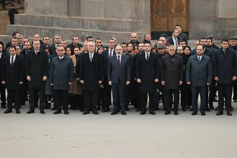 Payızdan çıxmayan hökumət üzvləri – Paşinyanın “irimiqyaslı” manevri - TƏHLİL