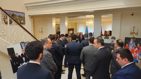 Vaşinqtonda ümummilli lider Heydər Əliyevin xatirəsi anılıb