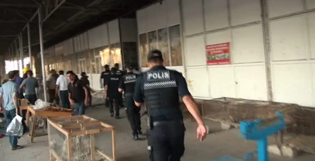 DİN: İmişlidə yanğın zamanı beş polis əməkdaşı tüstüdən zəhərlənib
