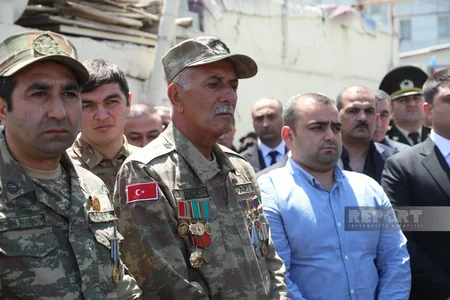 Şəhid Əliyar Ələkbərov Keşlədəki Şəhidlər xiyabanında dəfn olunub - YENİLƏNİB