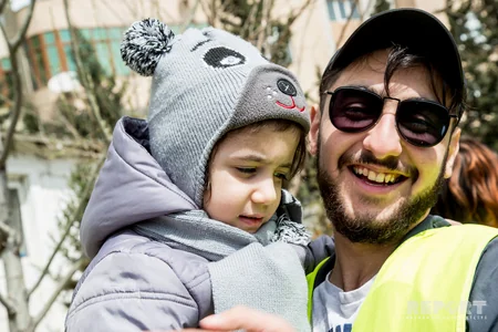 Atların müalicə etdiyi insanlar - REPORTAJ