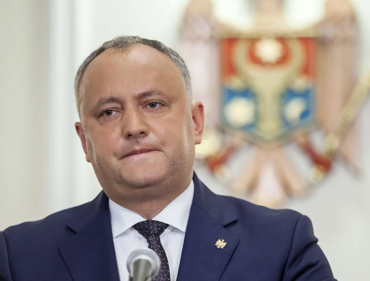 Президент Молдовы намерен распустить парламент