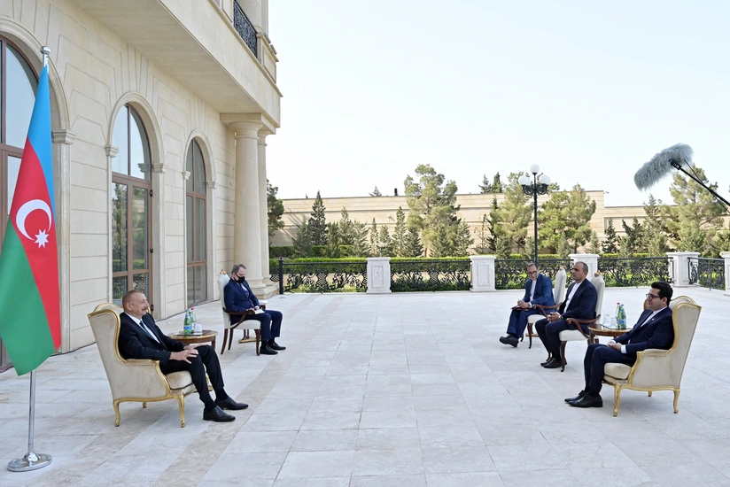 İlham Əliyev: Tarixi-dini abidələrimizin Ermənistan tərəfindən dağıdılması bütün müsəlman dünyasına qarşı edilən cinayətdir