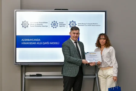 “Övladlığa götürmə sahəsində göstərilən xidmətlər”lə bağlı media nümayəndələrinə təlim keçirilib