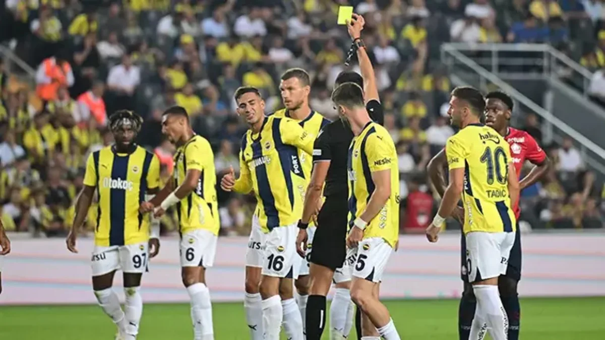 Фенербахче выбыл из Лиги чемпионов