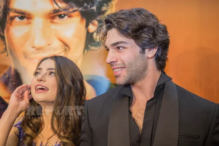 Özcan Dəniz filminin qala gecəsini Bakıda keçirdi - FOTO