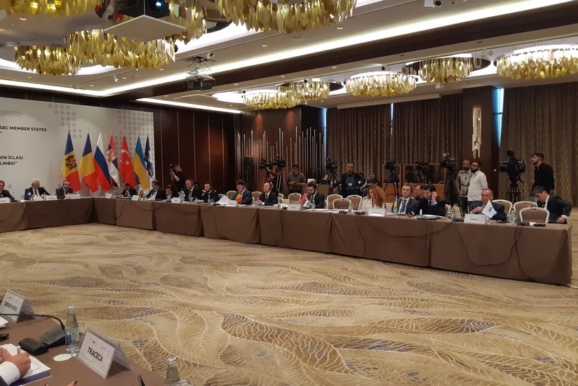 Nazir: Azərbaycan xarici investisiyalar üçün əlverişli şərait yaradaraq investisiya potensialını genişləndirir
