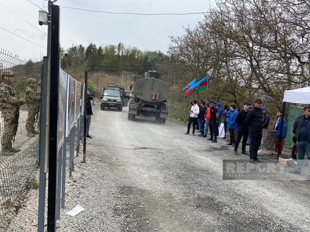 По дороге Ханкенди-Лачын беспрепятственно проехали автомобили миротворцев