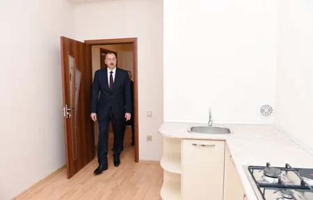 Prezident İlham Əliyev firmaları və iş adamlarını qəzalı evlərin yerində yeni binaların tikintisinə dəvət edib - YENİLƏNİB