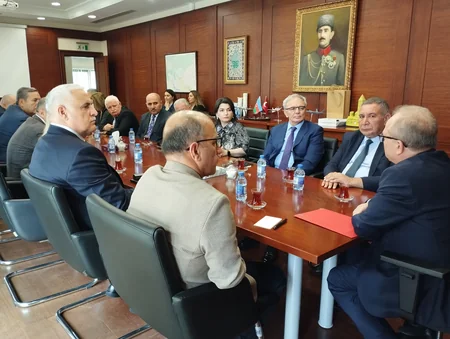 Mətbuat Şurası İdarə Heyətinin üzvləri Türkiyənin Azərbaycandakı səfirliyində olublar