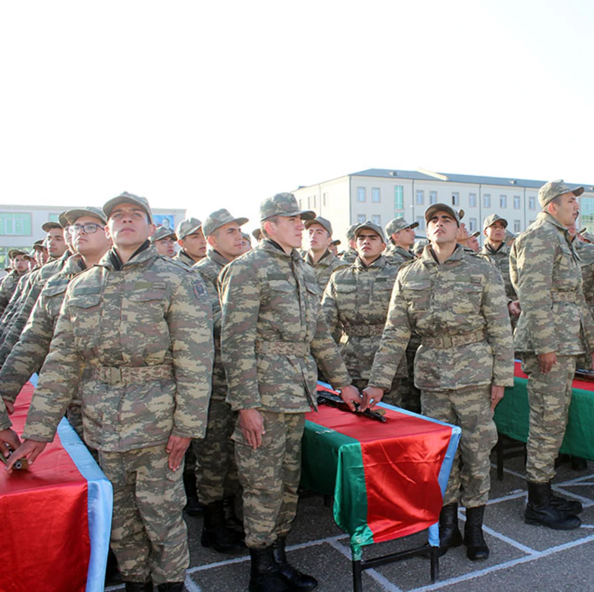 Azərbaycan Ordusunda andiçmə mərasimləri keçirilib