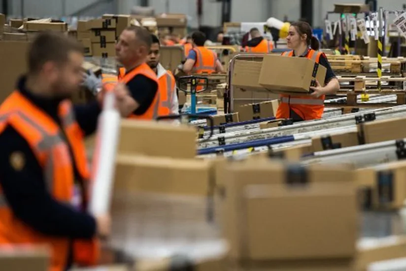 Amazon “sosial məsafə”ni qorumayan şəxsləri işdən çıxaracaq