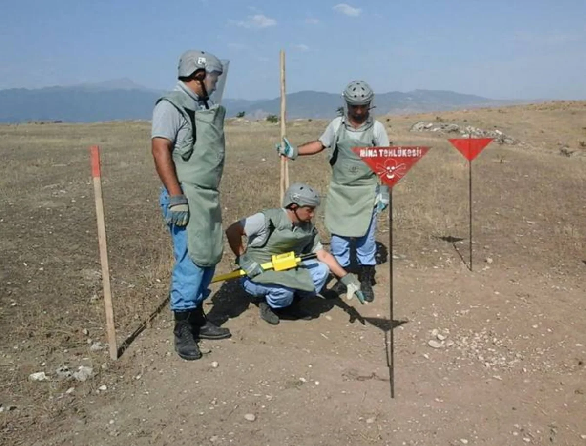 Ağdamda partlamış raket qalıqları aşkarlanıb