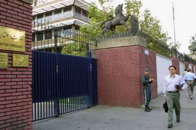 ​İngiltərənin Tehranda konsulluğu fəaliyyətə başlayıb