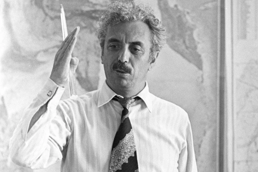 Аэропорт Сургута получил имя первооткрывателя нефти в Сибири Фармана Салманова