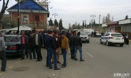 ​Lənkəranda ölüm hadisəsi baş verən küçənin sakinləri piyada keçidi və işıqfor tələb edib - FOTO