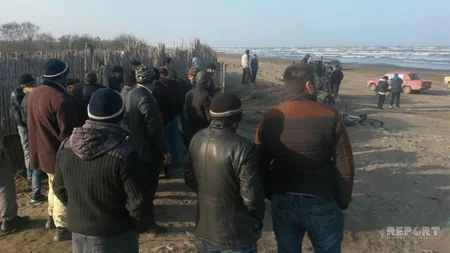 Fishing-boat sinks in the Caspian sea, 3 missing