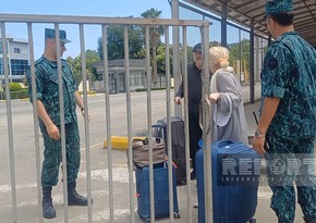 Число эвакуированных из Ирана через Азербайджан иностранцев сокращается