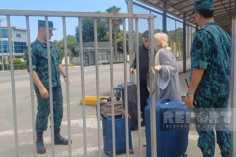 Число эвакуированных из Ирана через Азербайджан иностранцев сокращается