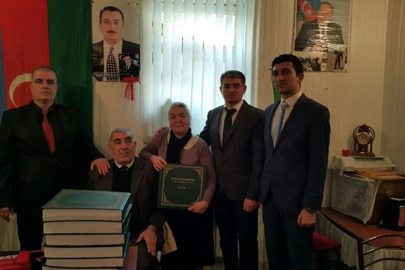 Azərbaycanda Gözdən Əlillər Cəmiyyətinə brayl əlifbası ilə nəşr edilmiş Qurani-Kərim verilib