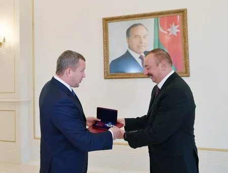 President Ilham Aliyev receives delegation of Astrakhan region