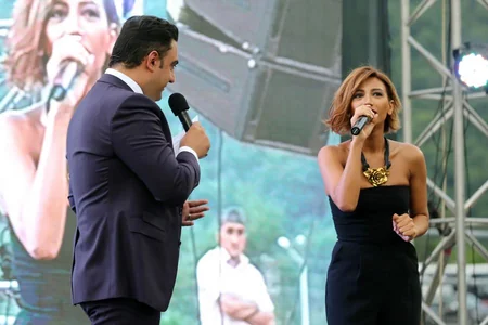 Azərbaycan kuboku meydançaya təyyarə ilə gətirilib - FOTO