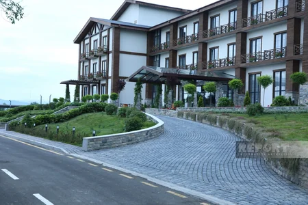 Bir qrup media nümayəndəsi Zəngilanda yeni açılan “Ağalı” hoteldə olublar