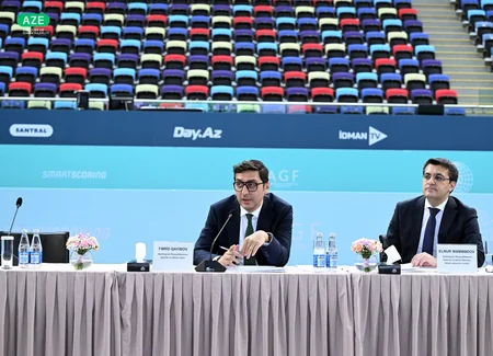 Fərid Qayıbov beynəlxalq yarışlarda fərqlənən idmançılar və məşqçilərlə görüşüb