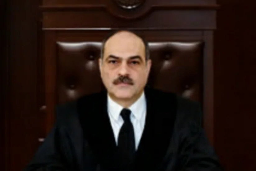 İşdən çıxmaq üçün ərizə yazan məhkəmə sədri vəzifəsindən azad edilib