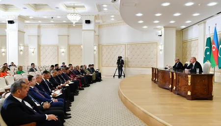 President Ilham Aliyev and Prime Minister Muhammad Shehbaz Sharif make press statements