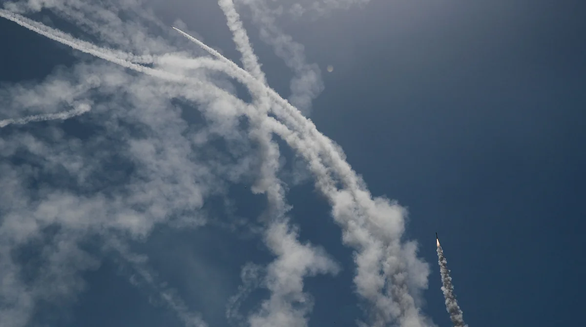 Livandan İsrailə raketlər atılıb