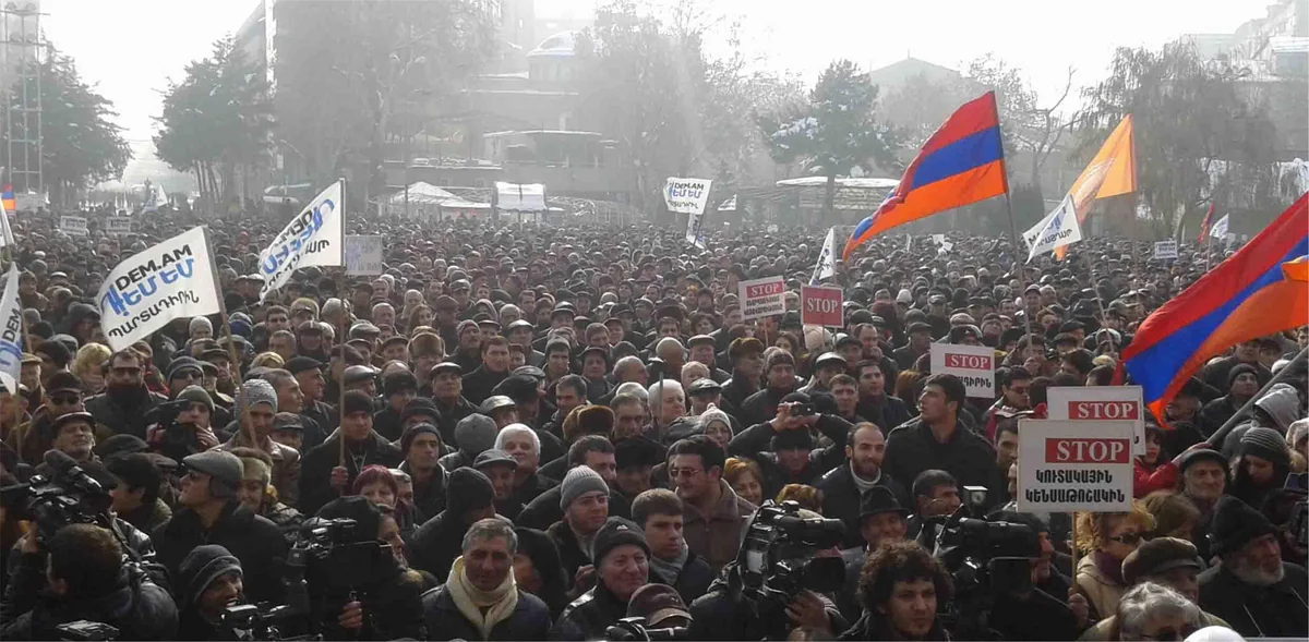 ​Vitse-spiker: Ermənistandakı siyasi mübarizələr Sarqsyan rejiminə qarşı etirazların olduğunu göstərir