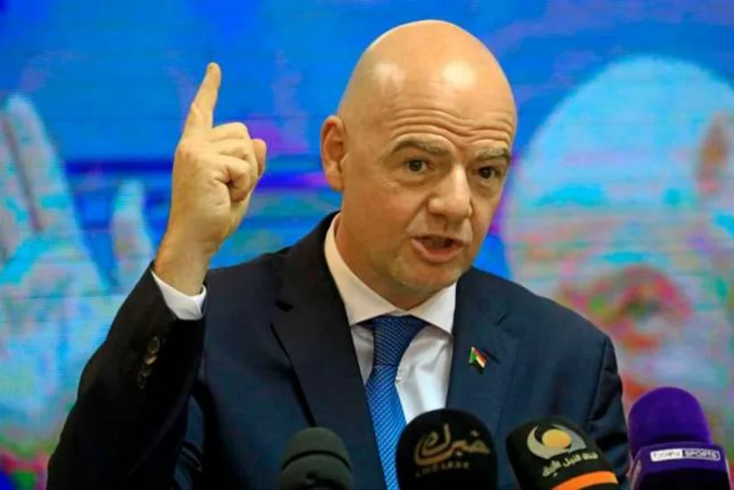 Глава ФИФА выступил за присуждение поражений клубам, болельщики которых проявили расизм